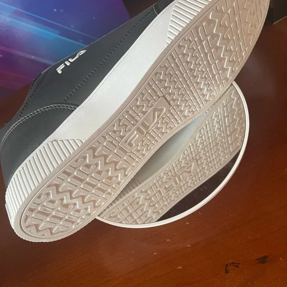 Fila NWT - Picture 4 of 6